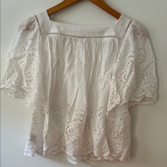 Flutter-Sleeve Top - Picture 9 of 11